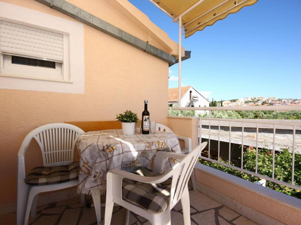 Apartments Skarpa 1601 Рогозница Экстерьер фото